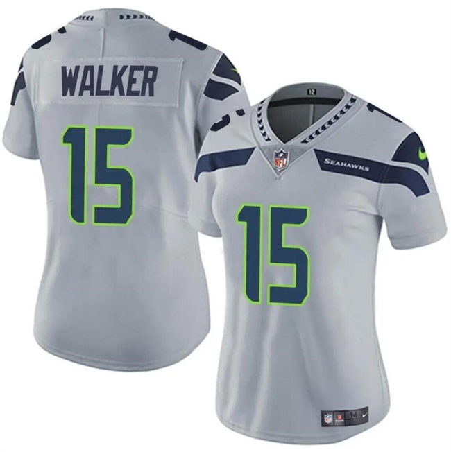 Women_NFL_Seahawks_km6tu7k5645
