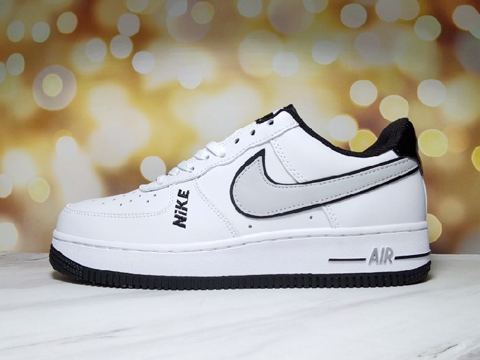 Men's Air Force 1 Low White/Black Shoes 0200 Men's Air Force 1 Low White/Black Shoes 0200