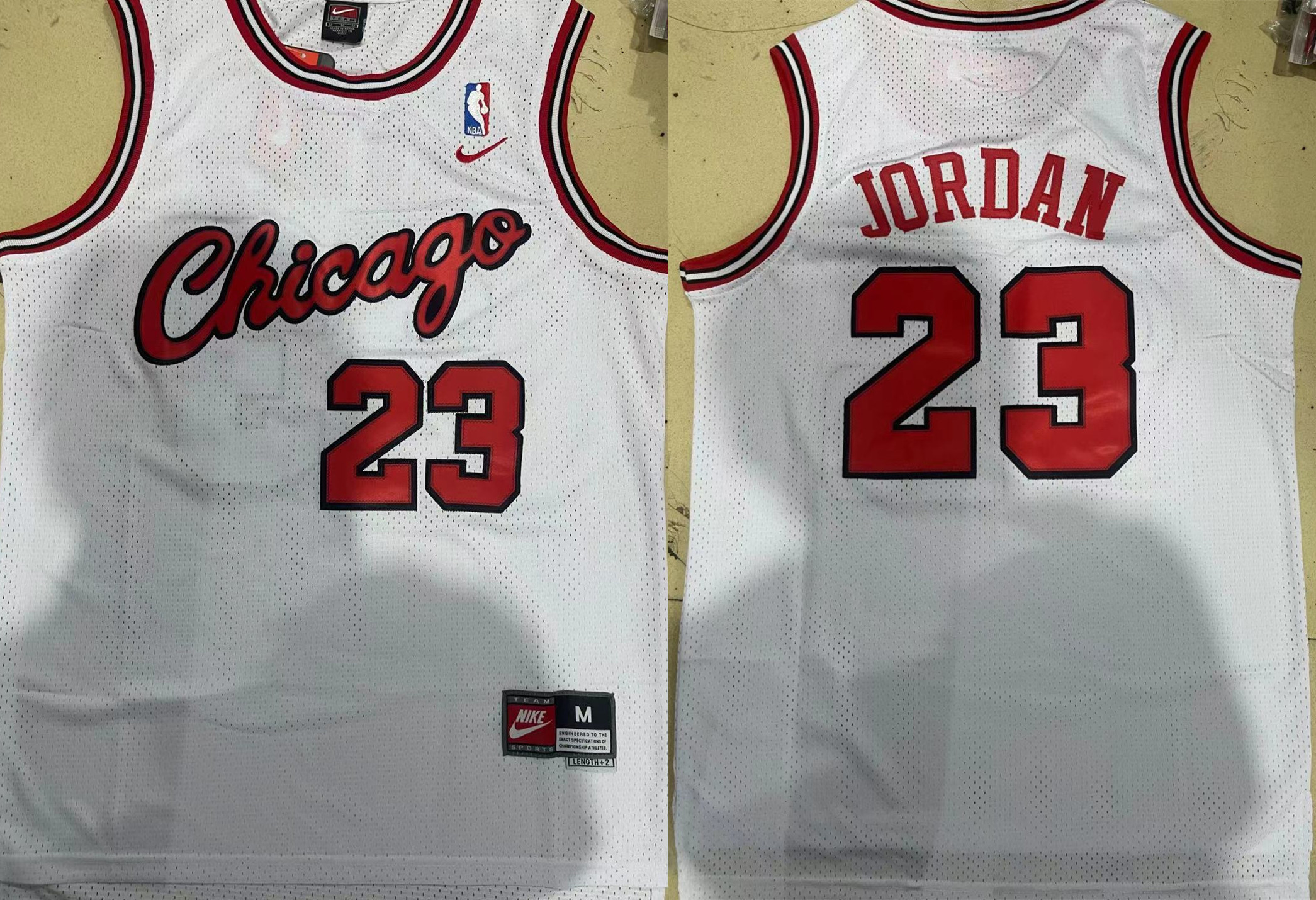 Men's Chicago Bulls #23 Michael Jordan White Stitched Jersey Men's Chicago Bulls #23 Michael Jordan White Stitched Jersey
